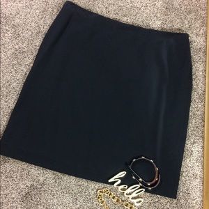 💥🍑🌶Like New Michael Kors black skirt!  Sz 14